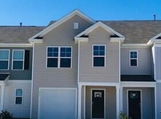 956 Long Bluff Rd, Summerville, SC 29486