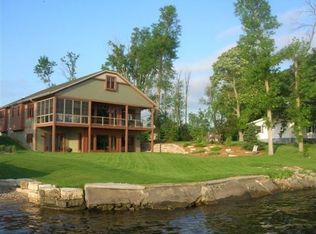 4910 Ormand Beach Ct, Oshkosh, WI 54904