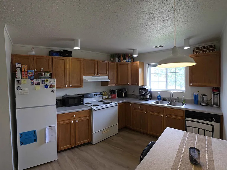 1203 Wesley Ave #210 — Photo 5