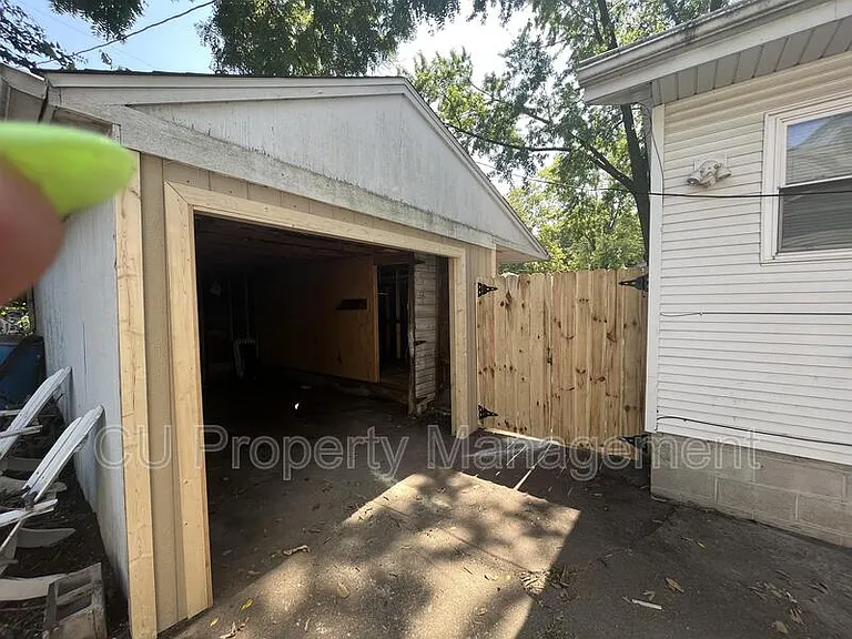 508 N Fair St — Photo 10
