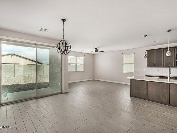 3rd image of 6844 W SAMANTHA Way
