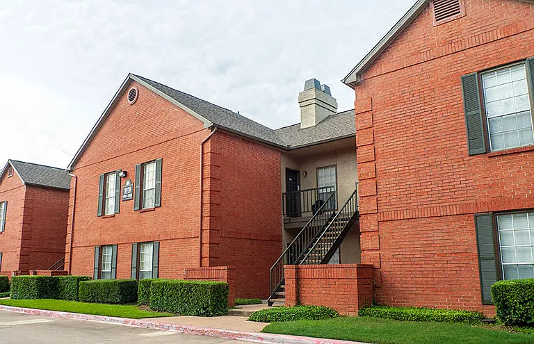Summers Landing Apartments — Photo 38