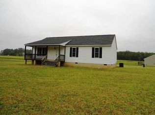 326 Hope Ln, Tappahannock, VA 22560