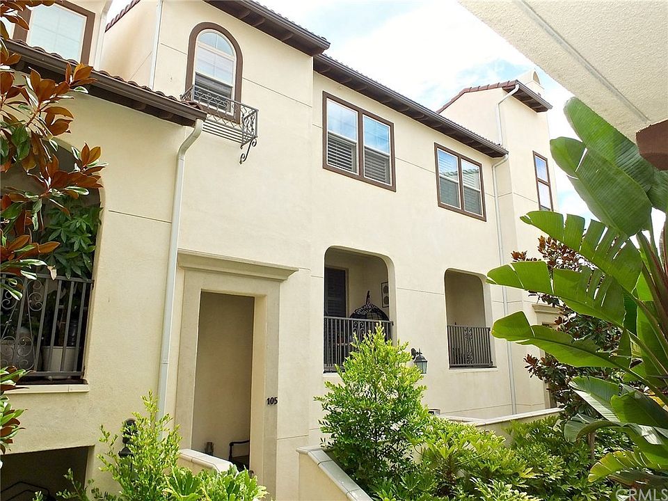 1st image of 1865 Orizaba Ave Unit 105