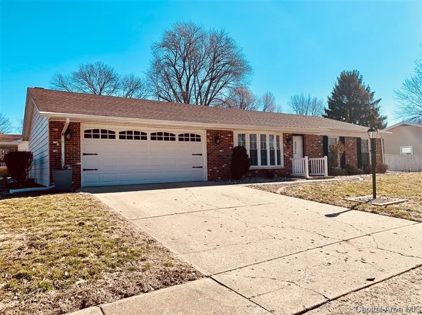 4 Craig Dr, Springfield, IL 62711