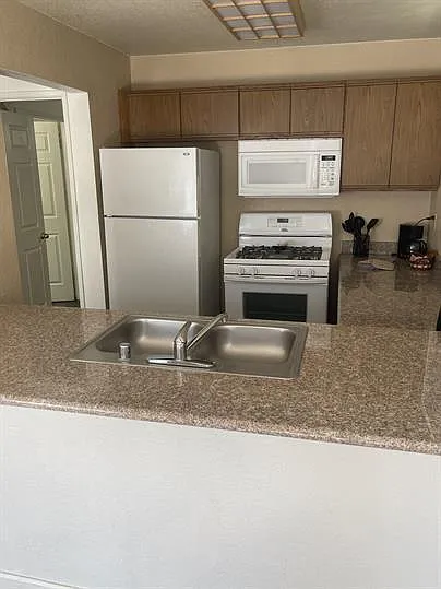 73843 Sunnyvale Dr — Photo 47