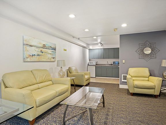4th image of 210 E Blaine St APT 302
