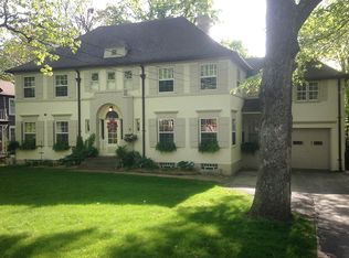 421 51st St, Des Moines, IA 50312