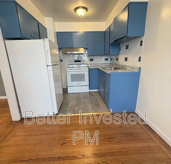 2400 39th Ave #2 — Photo 13