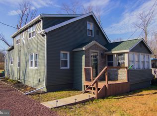 320 Floodgate Rd, Logan Township, NJ 08085