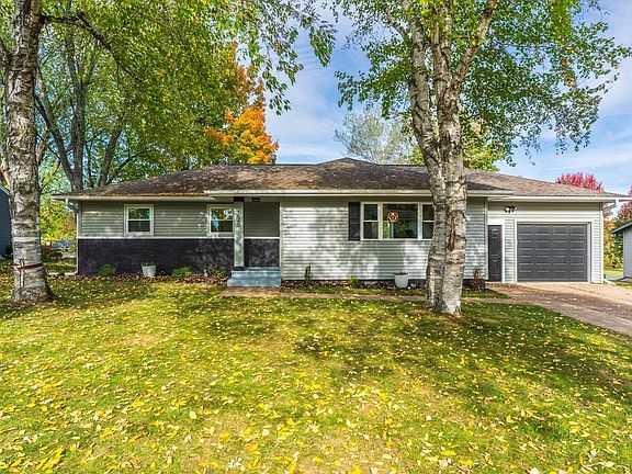 2nd image of 1540 SUMMIT DRIVE