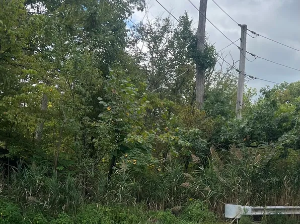 11702 German Church Rd, Burr Ridge, IL 60527