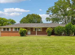 2747 Burgess Gower Rd, Springfield, TN 37172