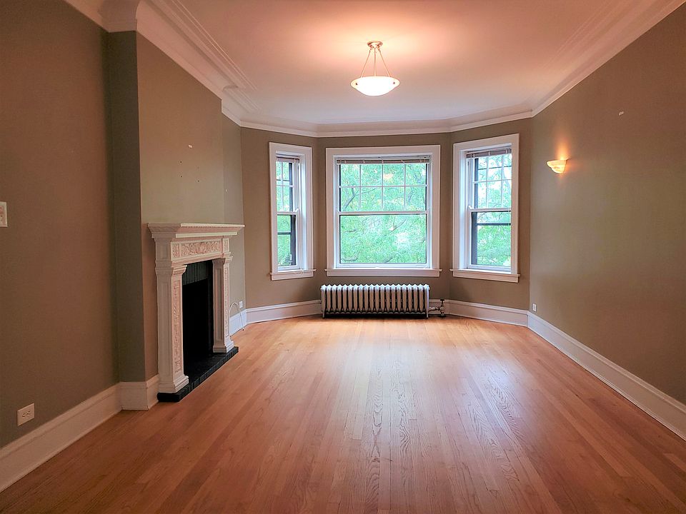 1st image of 106 Keeney St APT 3