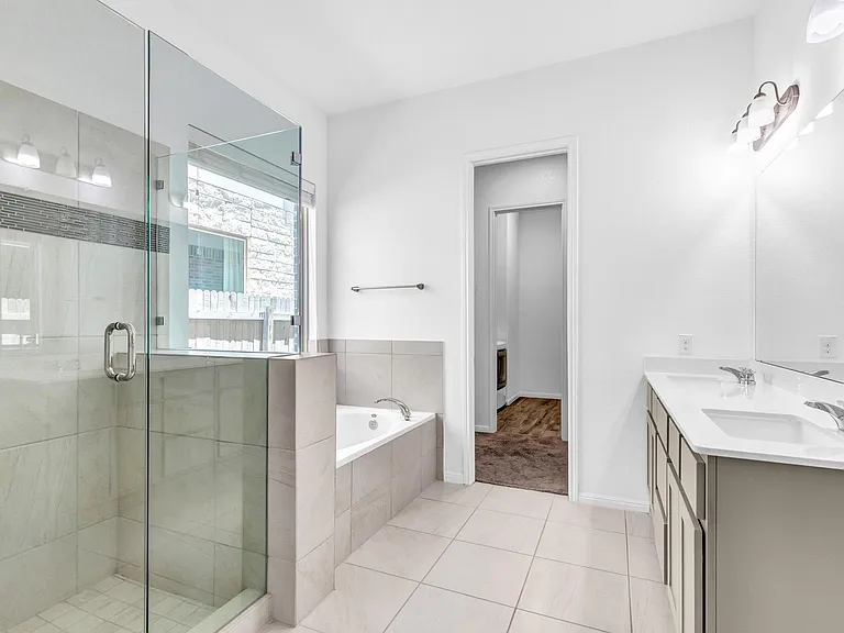 2907 Zelma Dr — Photo 16