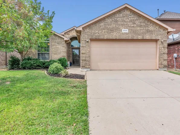 2333 Half Moon Bay Ln, Fort Worth, TX 76177