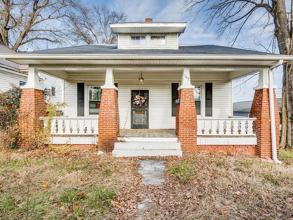 702 Lamont St, Johnson City, TN 37604 Zillow
