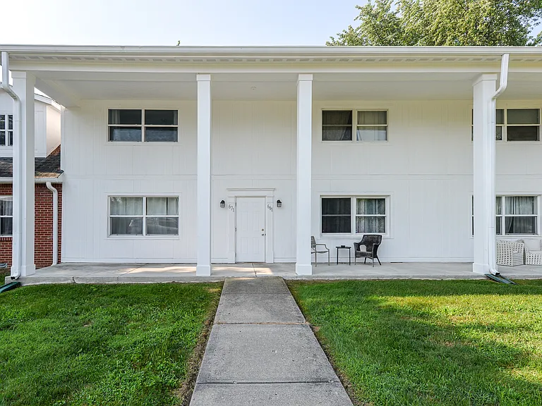 621 Village Place North Dr — Photo 19