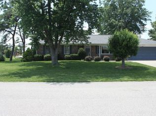 115 S Jeremy Ln, Haubstadt, IN 47639