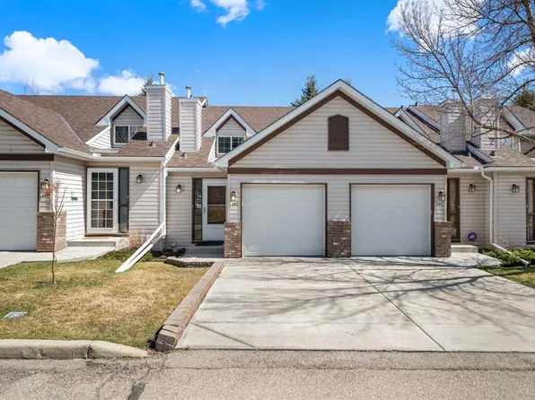 147 W Somervale Park SW, Calgary, AB T2Y 3J4