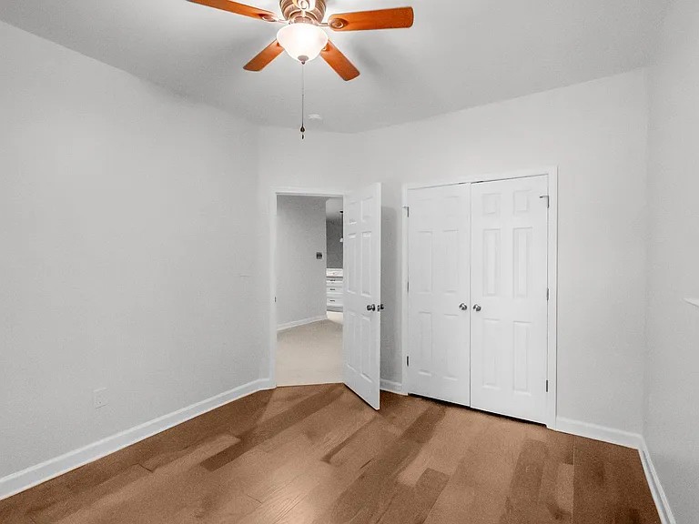714 Northeast Dr #52 — Photo 8