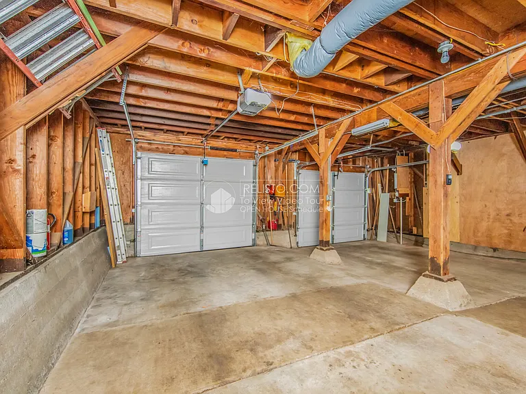 37 Crestmont Dr — Photo 33