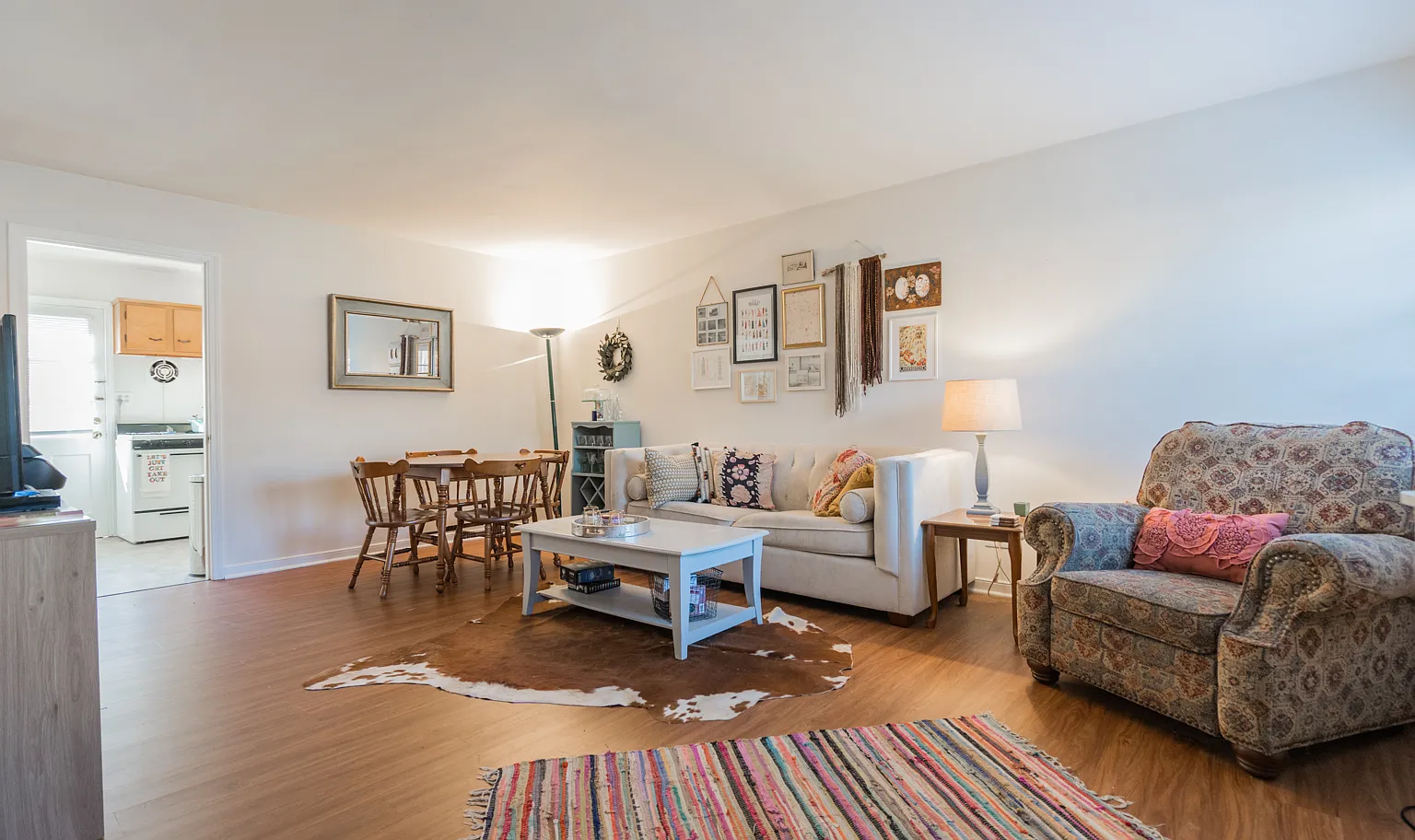 Arlington Park Townhomes — Photo 4