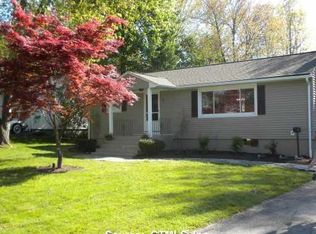 7 Louis Dr, Bloomfield, CT 06002