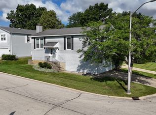 371 Payson Cir, Glendale Heights, IL 60139