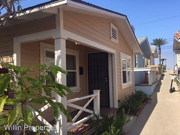 2nd image of 727 Pismo Ct