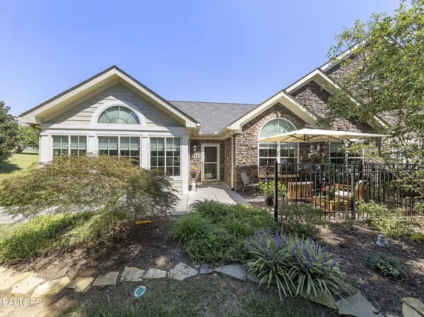 708 Pryse Farm Blvd, Knoxville, TN 37934