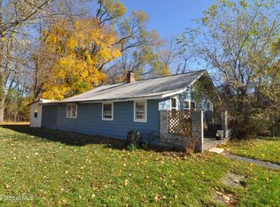 1 Pittsfield Ave, East Greenbush, NY 12061