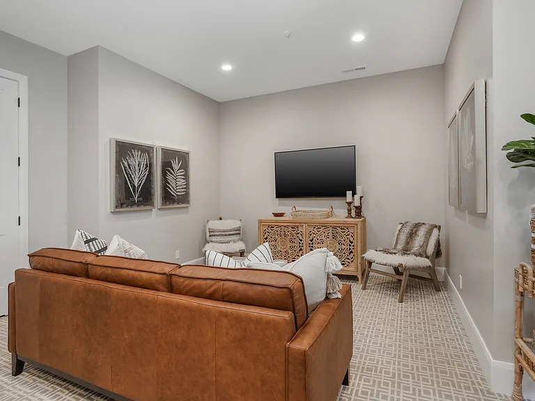 227 N Ibapah Peak Dr — Photo 24