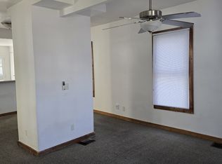 137 Summit St, Rockford, IL 61107