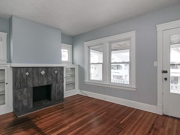 2nd image of 1302 Idlewood Ave
