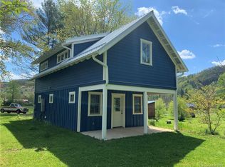 4104 Crab Creek Rd, Penrose, NC 28766