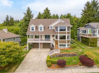 6735 N Parkview Ln, Tacoma, WA 98407