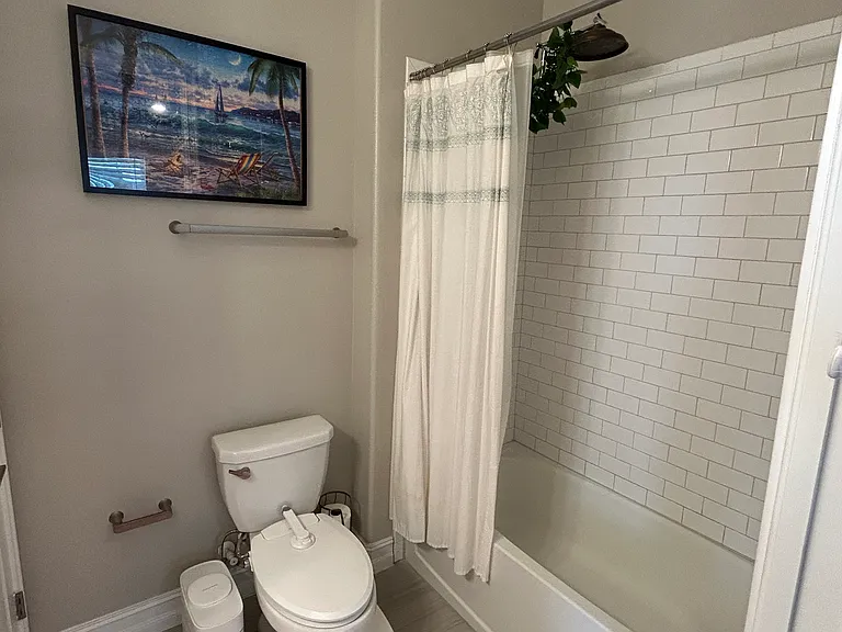 4648 Lagona Ln — Photo 17
