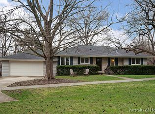 279 Scott Ave, Glen Ellyn, IL 60137