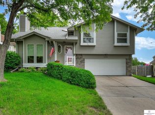 12650 Camden Ave, Omaha, NE 68164