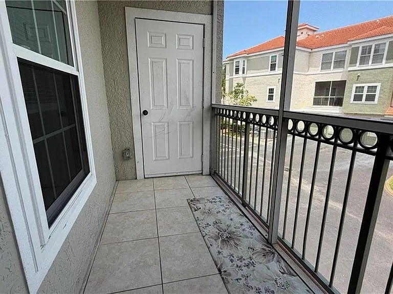 23500 Walden Center Dr #210 — Photo 20