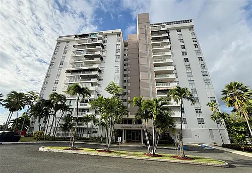 40 Calle 10 #7F Photo 1
