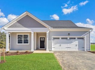 7380 Kings Pointe Dr, Fairlawn, VA 24141