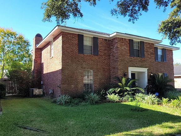 3rd image of 3621 Mimosa Ct