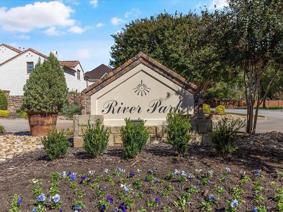 1st image of 2801 River Forest Dr