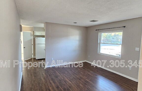 3rd image of 5935 Antilla Dr