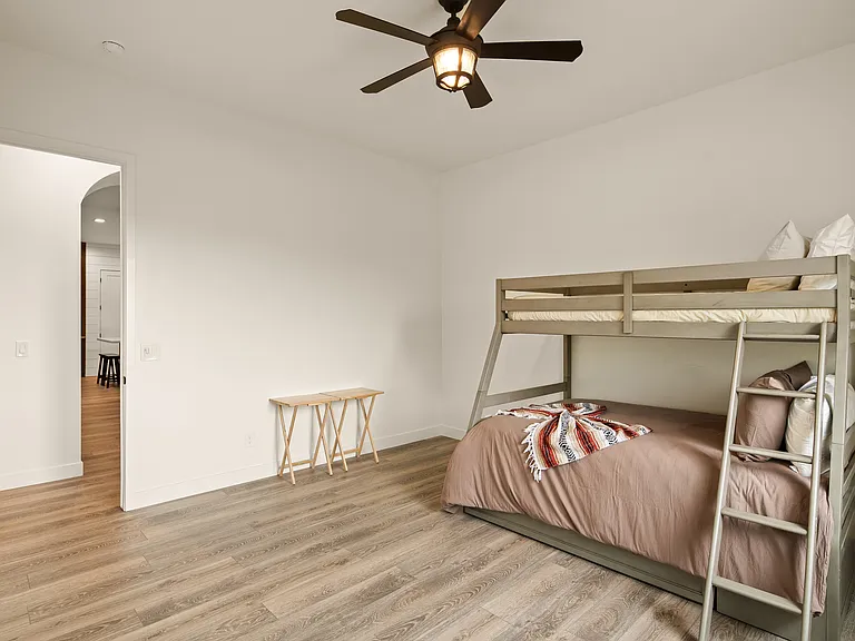 20 Crystal Sky Dr — Photo 29