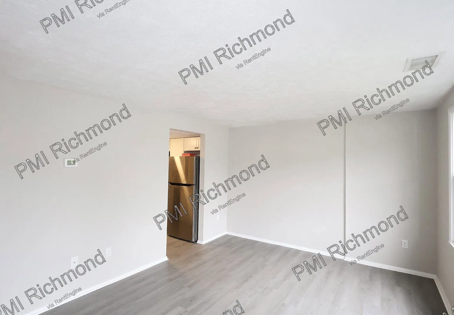 3 bed, 1.5 bath, 1280 sqft, $1,800 — Photo 2