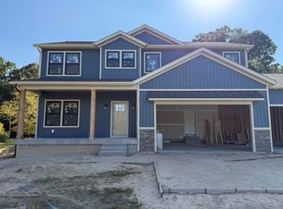 6010 Grand Vista Dr, Coopersville, MI 49404