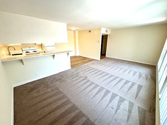 4680 Hamilton Ave — Photo 24